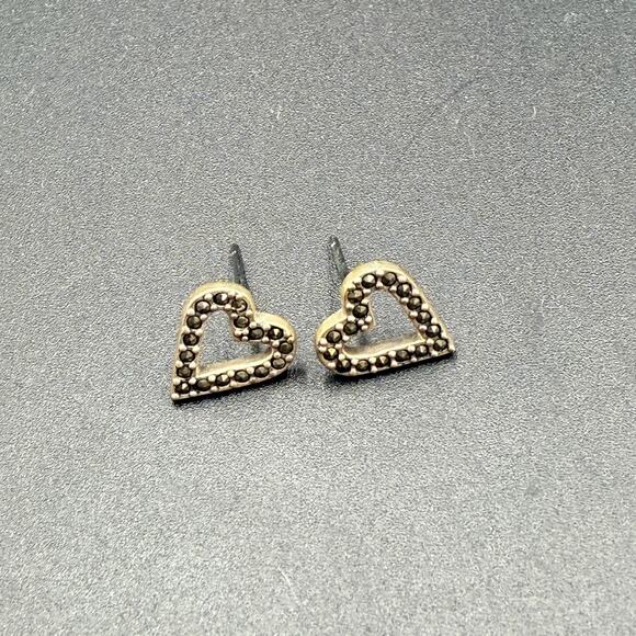 Vintage Gold Tone Studded Heart Shape Earrings No Backings - Picture 1 of 7